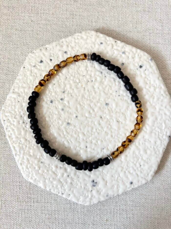 Handcrafted Seed Bead Bracelet - Image 3